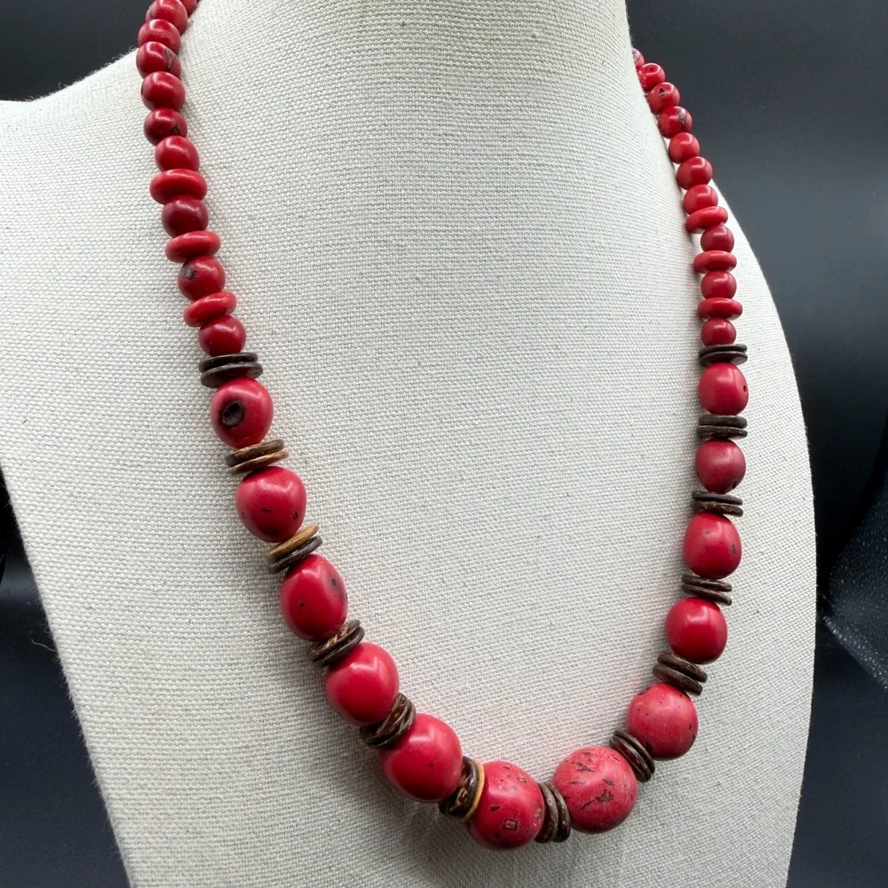 Red Graduated Bead Necklace Coconut Shell Spacers Boho Tribal Statement Jewelry